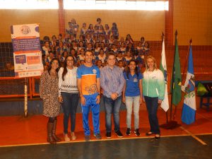 Representantes dos parceiros e comunidade escolar marcam presença em evento realizado no Núcleo Ribeirão do Pinhal/PR.