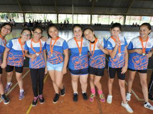 Encontro entre alunos de diferentes núcleos proporciona novas amizades para a garotada.